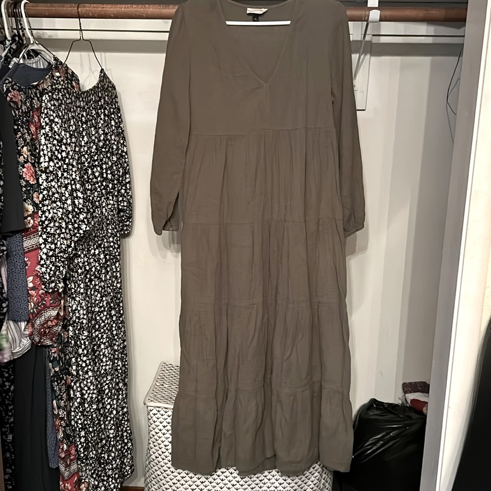 Universal Threads Long Sleeve Maxi Dress